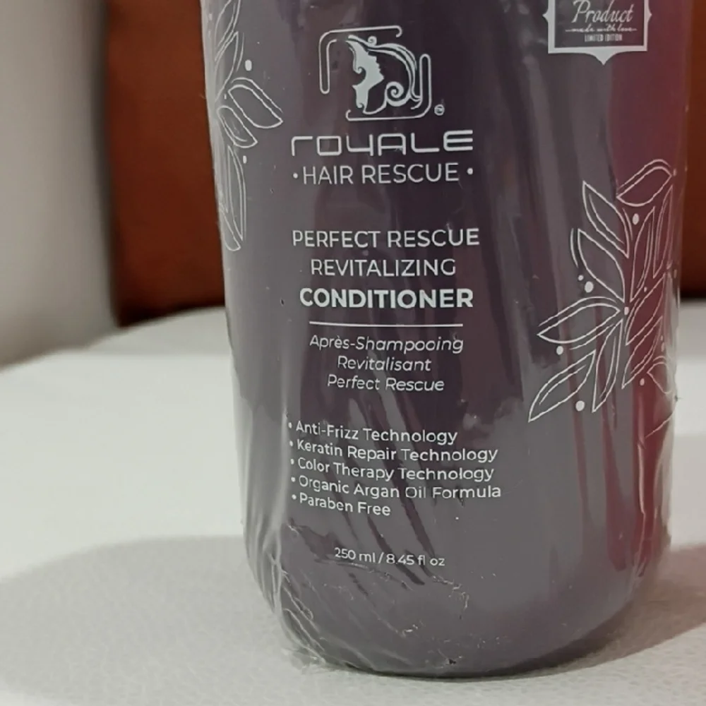 Hair Rescue Revitalizing Shampoo and Conditioner Set - Pink and Purple